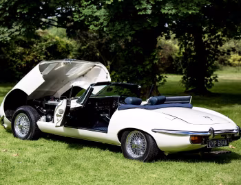 Jaguar E-Type V12 Open Two Seater [UK-spec] (Series III) '1971–74