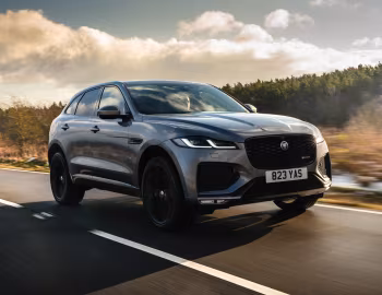 Jaguar F-Pace R-Dynamic Black Pack [Worldwide] '2020–pr.