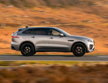 Jaguar F-Pace R-Dynamic Black Pack [Worldwide] '2020–pr.