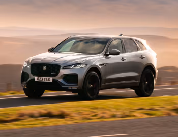 Jaguar F-Pace R-Dynamic Black Pack [Worldwide] '2020–pr.
