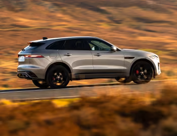 Jaguar F-Pace R-Dynamic Black Pack [Worldwide] '2020–pr.