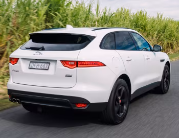 Jaguar F-Pace 20d AWD Prestige [Australia] '2016–20