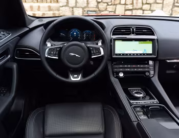 Panel frontal Jaguar F-Pace 20d AWD R-Sport [Worldwide] '2016–20