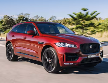 Jaguar F-Pace 20d AWD R-Sport [Australia] '2016–20