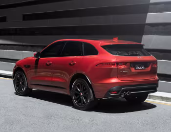 Jaguar F-Pace 20d AWD R-Sport [Australia] '2016–20