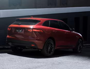 Jaguar F-Pace 20d AWD R-Sport [Australia] '2016–20