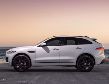 Jaguar F-Pace 25d AWD "Chequered Flag" [South Africa] '2020–21