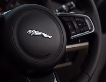 Interior Jaguar F-Pace 25d AWD "Chequered Flag" [South Africa] '2020–21