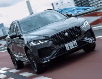 Jaguar F-Pace D200 SE R-Dynamic [Japan] '2021–pr.