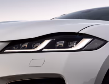 Jaguar F-Pace D300 R-Dynamic Black Pack [South Africa] '2021–pr.