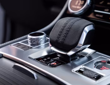 Interior Jaguar F-Pace D300 R-Dynamic Black Pack [South Africa] '2021–pr.