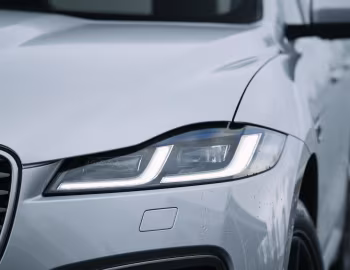 Jaguar F-Pace P250 R-Dynamic Black Pack [Australia] '2021–pr.