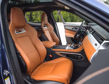 Interior 2021–pr. Jaguar F-Pace P400 AWD R-Dynamic [North America] '2021–pr.
