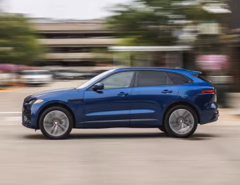 2021–pr. Jaguar F-Pace P400 AWD R-Dynamic [North America] '2021–pr.