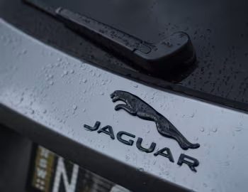 Jaguar F-Pace P400 SE R-Dynamic [Australia] '2021–pr.