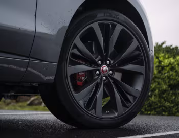 Jaguar F-Pace P400 SE R-Dynamic [Australia] '2021–pr.