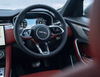 Interior Jaguar F-Pace P400 SE R-Dynamic [Australia] '2021–pr.
