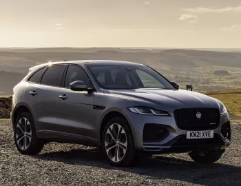 Jaguar F-Pace P400e R-Dynamic AWD [UK-spec] '2020–pr.