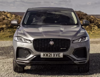 Jaguar F-Pace P400e R-Dynamic AWD [UK-spec] '2020–pr.