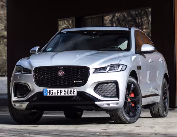 Jaguar F-Pace P400e R-Dynamic AWD [Worldwide] '2020–pr.