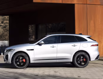 Jaguar F-Pace P400e R-Dynamic AWD [Worldwide] '2020–pr.