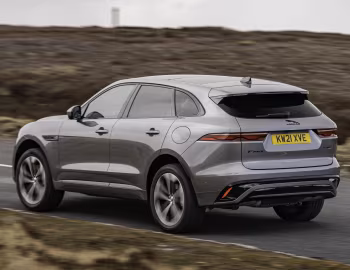 Jaguar F-Pace P400e R-Dynamic AWD [UK-spec] '2020–pr.