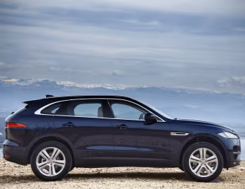 Jaguar F-Pace 30d AWD Portfolio [Worldwide] '2016–20