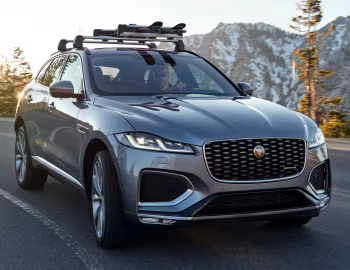 Jaguar F-Pace R-Dynamic [Worldwide] '2020–pr.