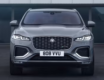 Jaguar F-Pace R-Dynamic [Worldwide] '2020–pr.