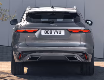 Jaguar F-Pace R-Dynamic [Worldwide] '2020–pr.