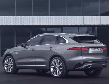 Jaguar F-Pace R-Dynamic [Worldwide] '2020–pr.