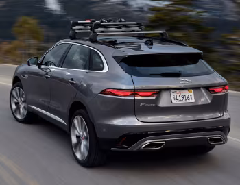 Jaguar F-Pace R-Dynamic [Worldwide] '2020–pr.
