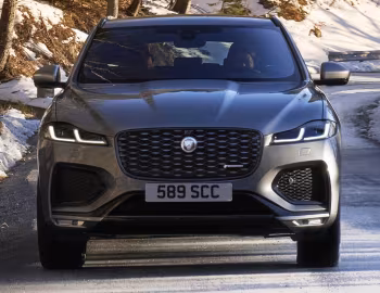 Jaguar F-Pace R-Dynamic Black Pack [Worldwide] '2020–pr.