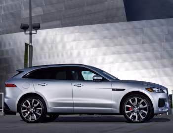 2017–20 Jaguar F-Pace S 35t AWD [North America] '2016–20