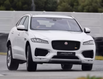 Jaguar F-Pace S 30d AWD [South Africa] '2016–21
