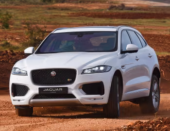 Jaguar F-Pace S 30d AWD [South Africa] '2016–21