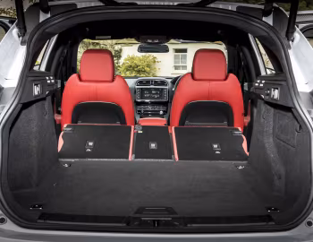 Ambos Jaguar F-Pace S 30d AWD [UK-spec] '2016–20