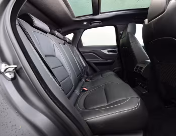 Interior Jaguar F-Pace S 30d AWD [UK-spec] '2016–20