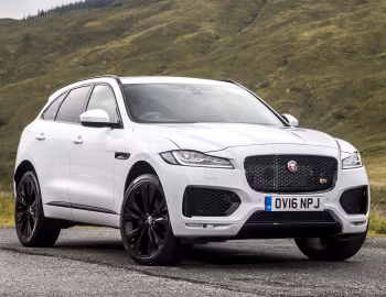 Jaguar F-Pace S 30d AWD [UK-spec] '2016–20