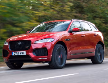 Jaguar F-Pace S 30t AWD Prestige [UK-spec] '2016–20