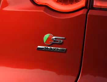Jaguar F-Pace S 30t AWD Prestige [UK-spec] '2016–20