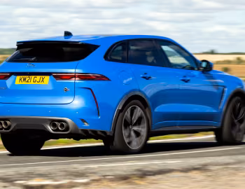 Jaguar F-Pace SVR [UK-spec] '2020–pr.