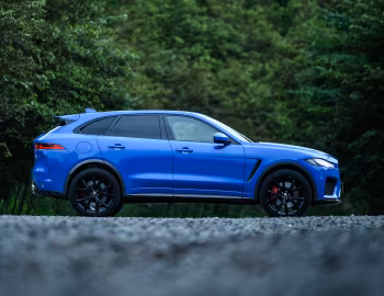 Jaguar F-Pace SVR [Japan] '2019–21