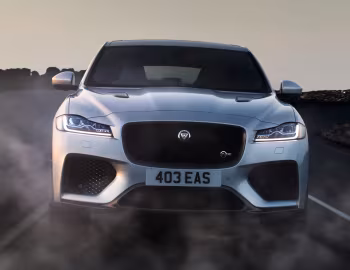 Jaguar F-Pace SVR [Worldwide] '2018–20
