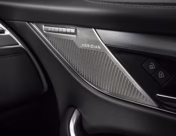 Interior Jaguar F-Pace SVR [Australia] '2021–pr.