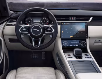 Panel frontal Jaguar F-Pace SVR [Worldwide] '2020–pr.