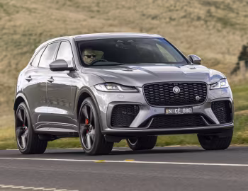 Jaguar F-Pace SVR [Australia] '2021–pr.