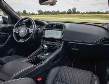 Interior 2019–21 Jaguar F-Pace SVR [North America] '2018–21