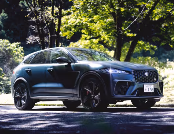 Jaguar F-Pace SVR [Japan] '2021–pr.