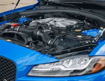 Bajo el capó 2019–21 Jaguar F-Pace SVR [North America] '2018–21